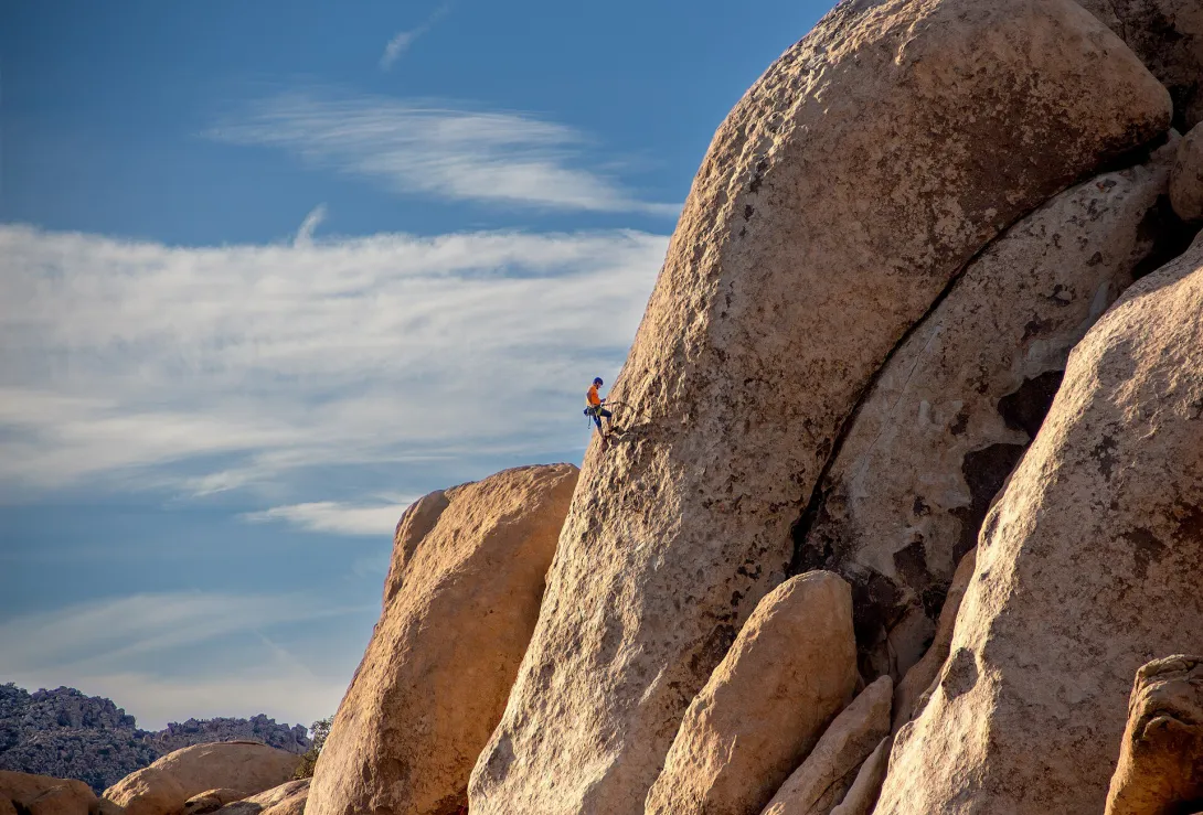 Climber on a rock face (55067862935)